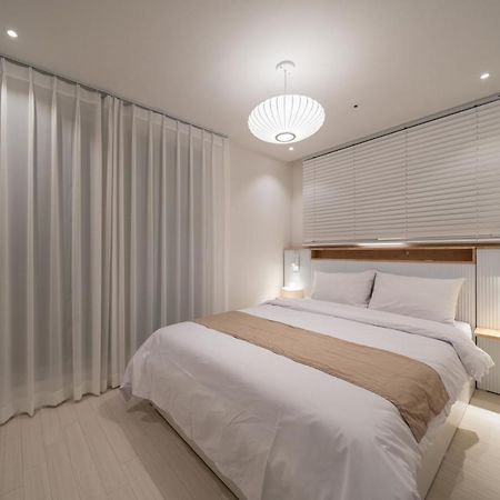 Koon Terrace Stay Сеул Екстер'єр фото