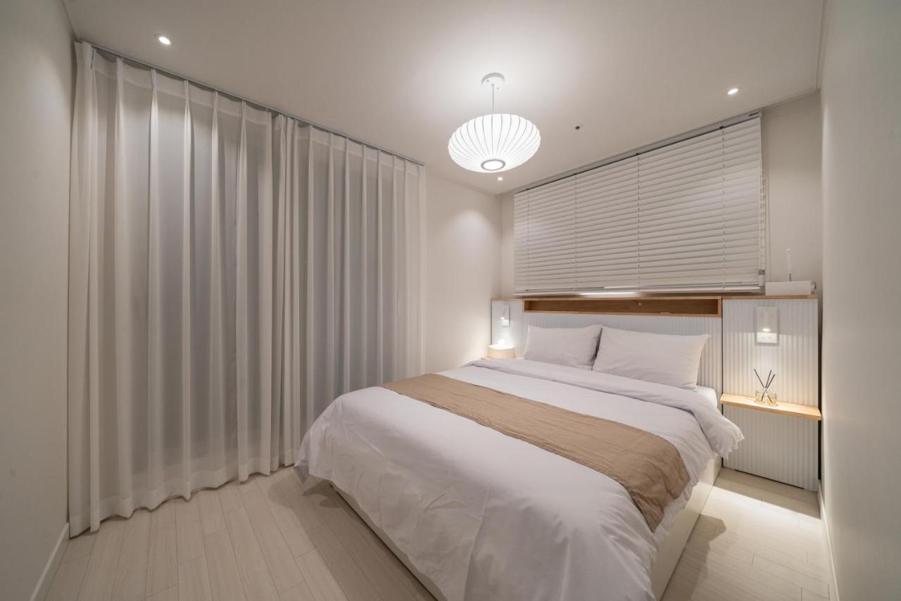 Koon Terrace Stay Сеул Екстер'єр фото